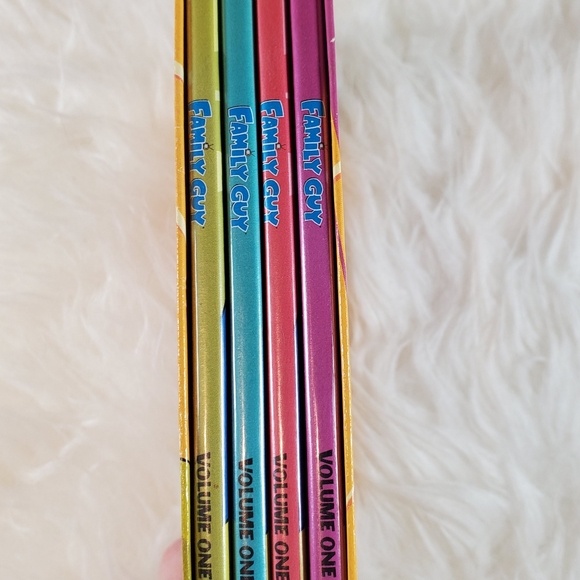 Family guy season 1 and 2 dvd - Picture 3 of 4